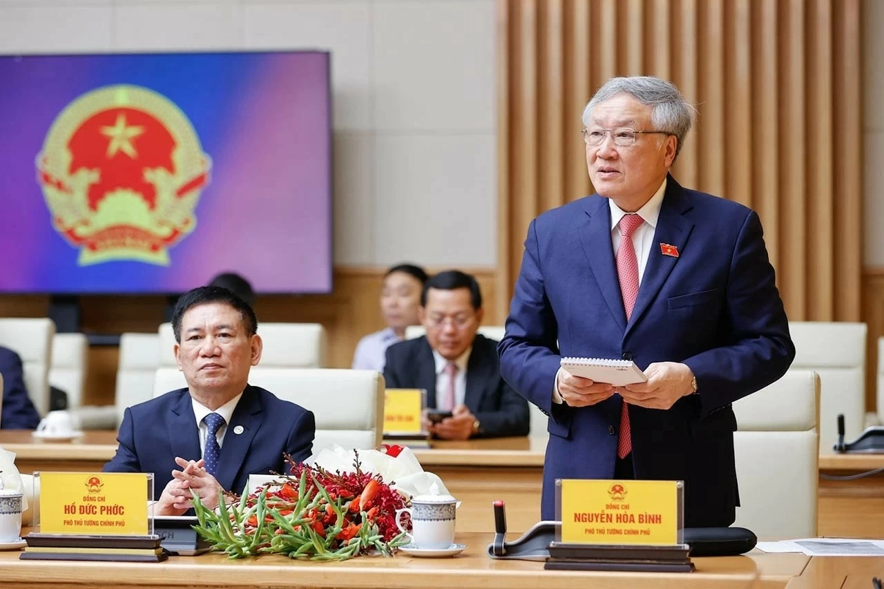 PM assigns tasks to newly-appointed Deputy Prime Ministers, Ministers PM assigns tasks to newly-appointed Deputy Prime Ministers, Ministers