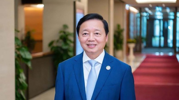 Deputy PM Tran Hong Ha pays official visit to Russia