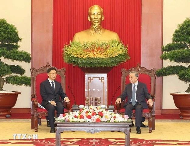 General Secretary, President To Lam receives Secretary of CPC Committee of China’s Guangxi Liu Ning General Secretary, President To Lam receives Secretary of CPC Committee of China’s Guangxi Liu Ning