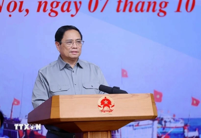 PM Pham Minh Chinh orders poor-performing localities be strictly handled to eradicate IUU fishing PM Pham Minh Chinh orders poor-performing localities be strictly handled to eradicate IUU fishing