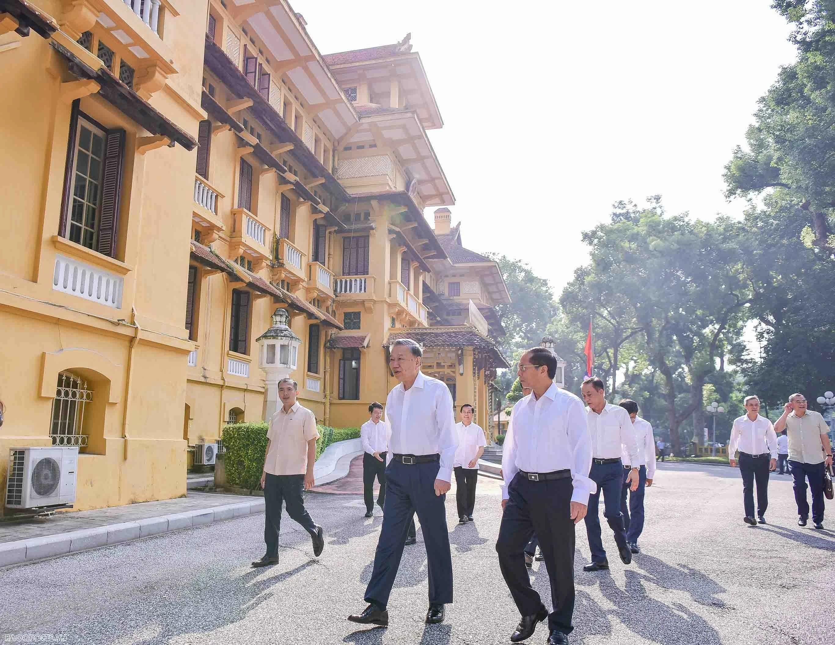 General Secretary, President To Lam works with MOFA Party Committee General Secretary, President To Lam works with MOFA Party Committee