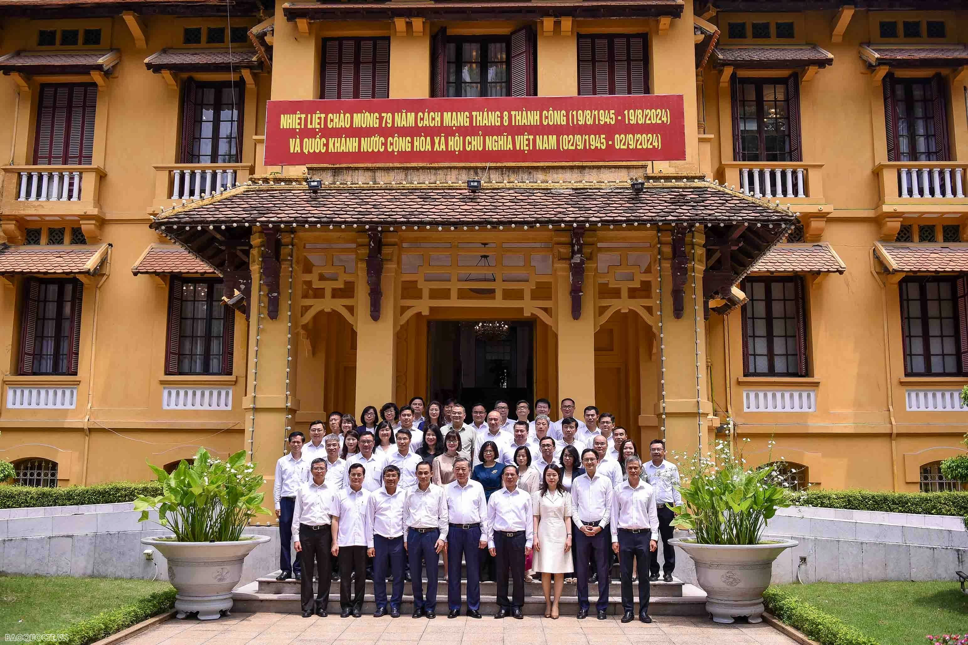 General Secretary, President To Lam works with MOFA Party Committee General Secretary, President To Lam works with MOFA Party Committee