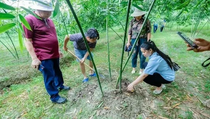 Agricultural ecotourism a way to increase visitor revenues Agricultural ecotourism a way to increase visitor revenues