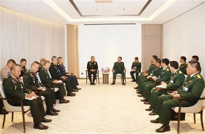 Vietnam, ASEAN member states promote defence cooperation at ACDFM-21 in Vientiane Vietnam, ASEAN member states promote defence cooperation at ACDFM-21 in Vientiane