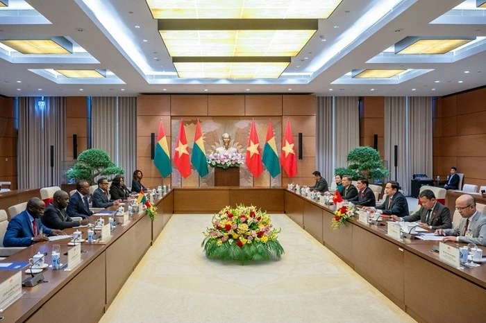 Ngoại giao nghị viện đóng vai trò quan trọng Ngoại giao nghị viện đóng vai trò quan trọng