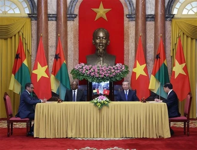 Guinea-Bissau President Umaro Sissoco Embaló concludes official visit to Vietnam Guinea-Bissau President Umaro Sissoco Embaló concludes official visit to Vietnam