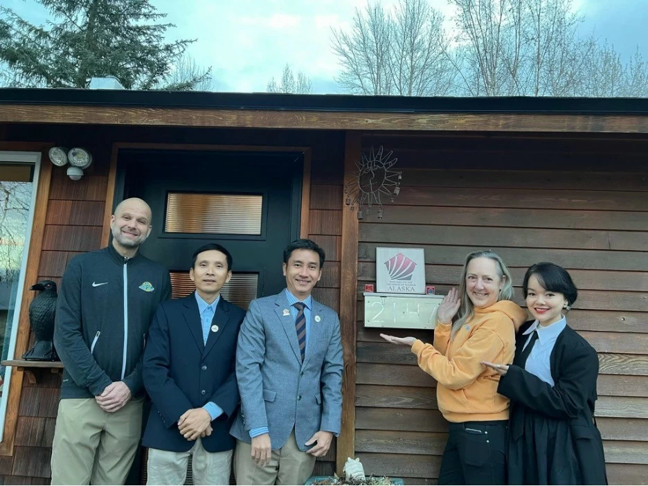 Universities support community learning: A pathway to lifelong learning for all Universities support community learning: A pathway to lifelong learning for all