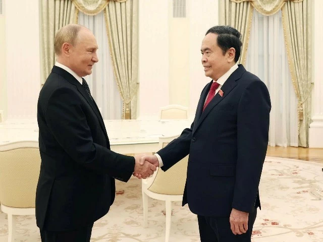 NA Chairman Tran Thanh Man meets President Putin in Moscow NA Chairman Tran Thanh Man meets President Putin in Moscow