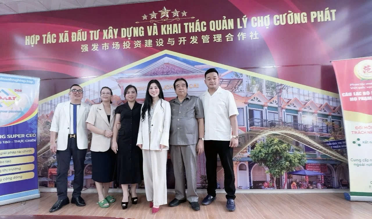 Lao Cai international tourism market: Attraction of the largest Vietnam-China border market in Vietnam Lao Cai international tourism market: Attraction of the largest Vietnam-China border market in Vietnam