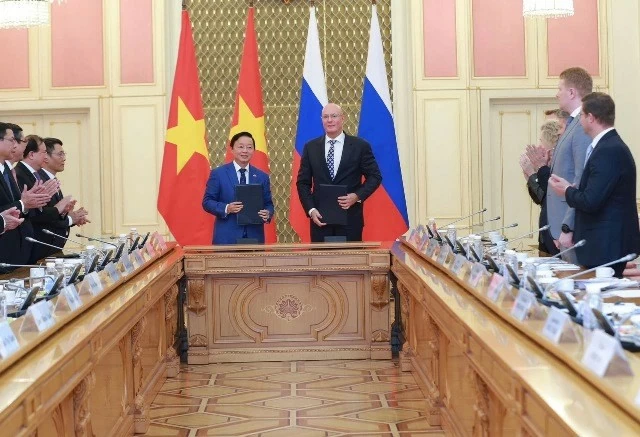 Vietnam, Russia Deputy Prime Ministers co-chaired 25th meeting of Vietnam-Russia Intergovernmental Committee Vietnam, Russia Deputy Prime Ministers co-chaired 25th meeting of Vietnam-Russia Intergovernmental Committee