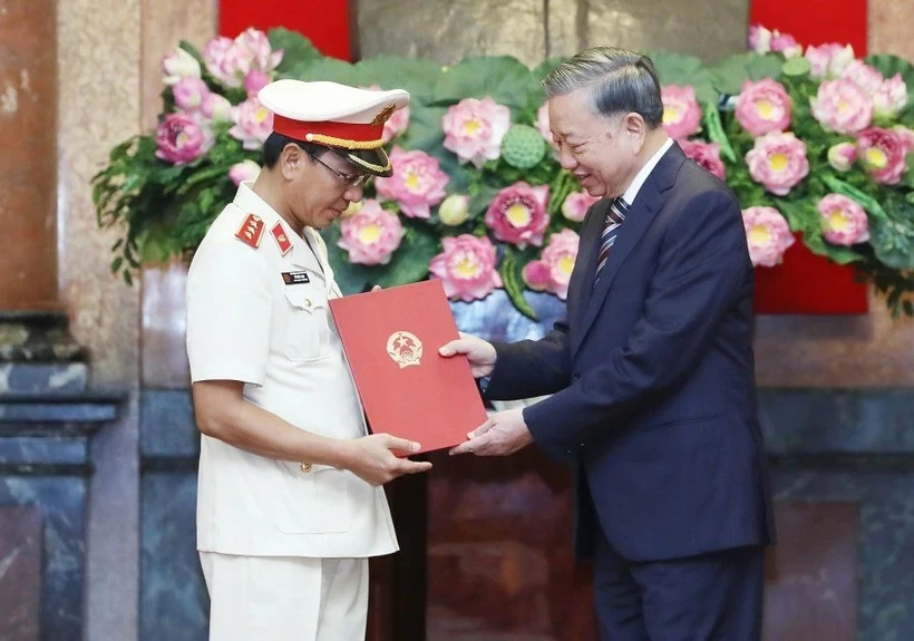 Top leader delivers the appointment decision to the Deputy Prosecutor General Top leader delivers the appointment decision to the Deputy Prosecutor General