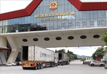 Lang Son applies effective measures to deal with congestions at border gates Lang Son applies effective measures to deal with congestions at border gates