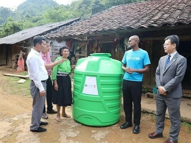 UNICEF’s timely assistance helps Cao Bang residents store water in case of future disasters UNICEF’s timely assistance helps Cao Bang residents store water in case of future disasters