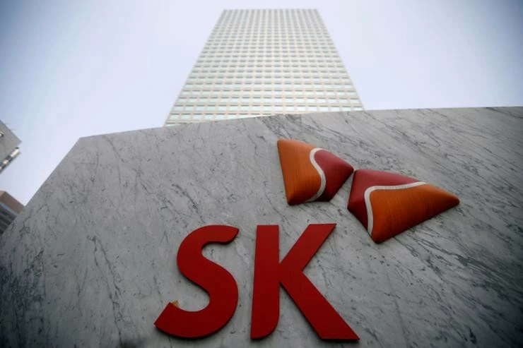 Korea's chip-to-chemical conglomerate SK to provide $300,000 to typhoon-hit Vietnam Korea's chip-to-chemical conglomerate SK to provide $300,000 to typhoon-hit Vietnam