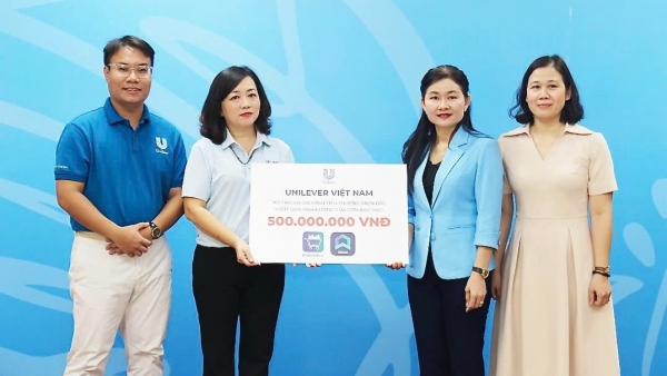 Unilever supports northern Vietnam in recovering from Typhoon Yagi with a relief package worth over 8 billion VND