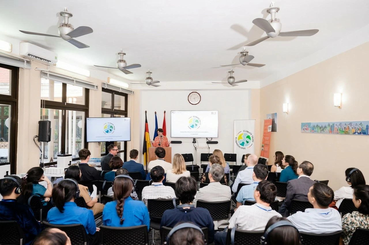 German Embassy presents 2nd edition of ‘Hanoi Climate Talks’ “Boosting the Power of Forests: From Climate Solutions to Community Benefits” German Embassy presents 2nd edition of ‘Hanoi Climate Talks’ “Boosting the Power of Forests: From Climate Solutions to Community Benefits”