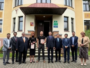 Vietnamese Embassy delegation holds working session with Czech city authorities Vietnamese Embassy delegation holds working session with Czech city authorities