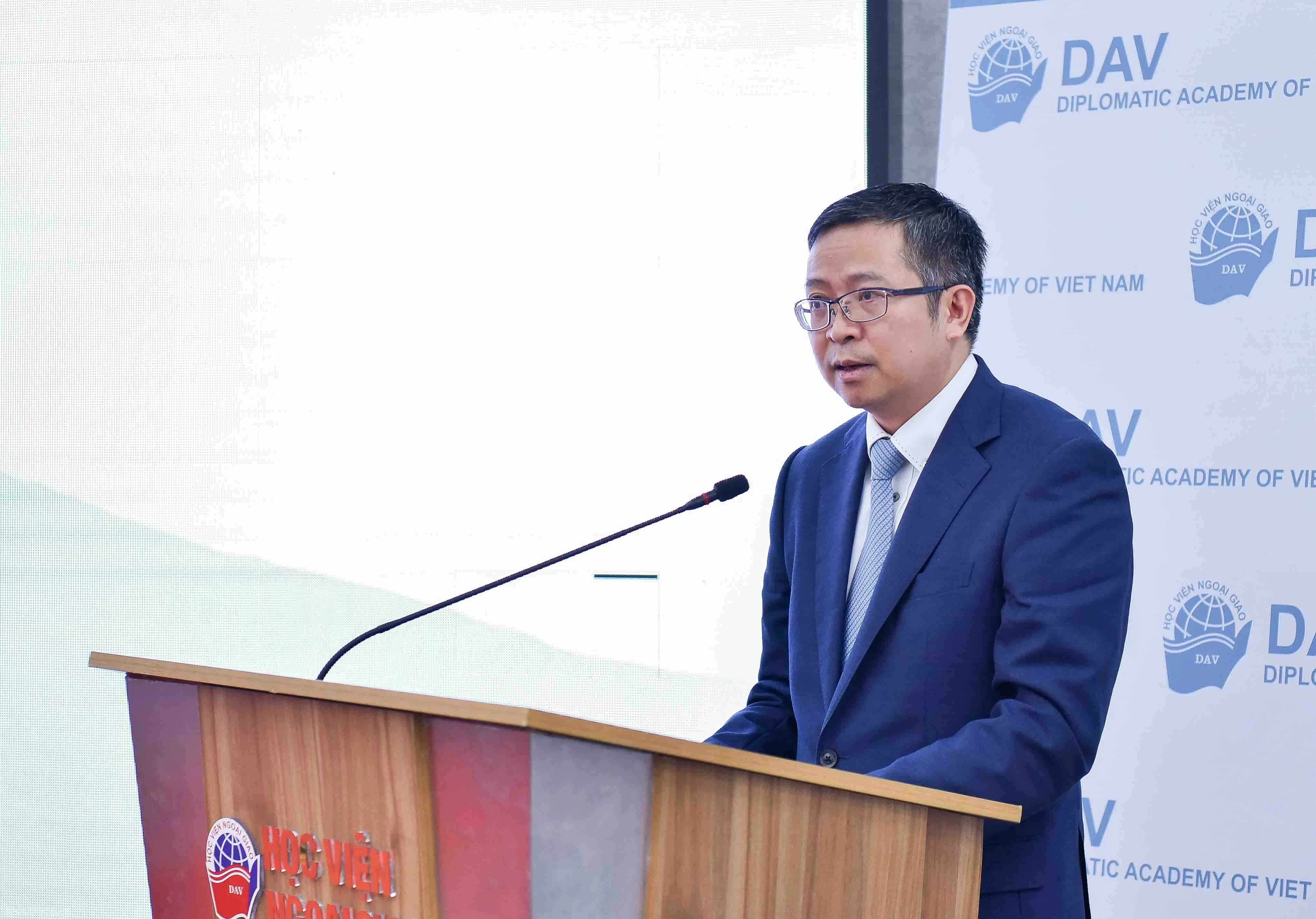 Opening ceremony of Japan Room at Diplomatic Academy Opening ceremony of Japan Room at Diplomatic Academy
