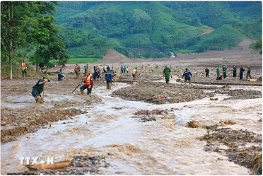 ADB approves 2 million USD grant to support Vietnam’s typhoon disaster response ADB approves 2 million USD grant to support Vietnam’s typhoon disaster response