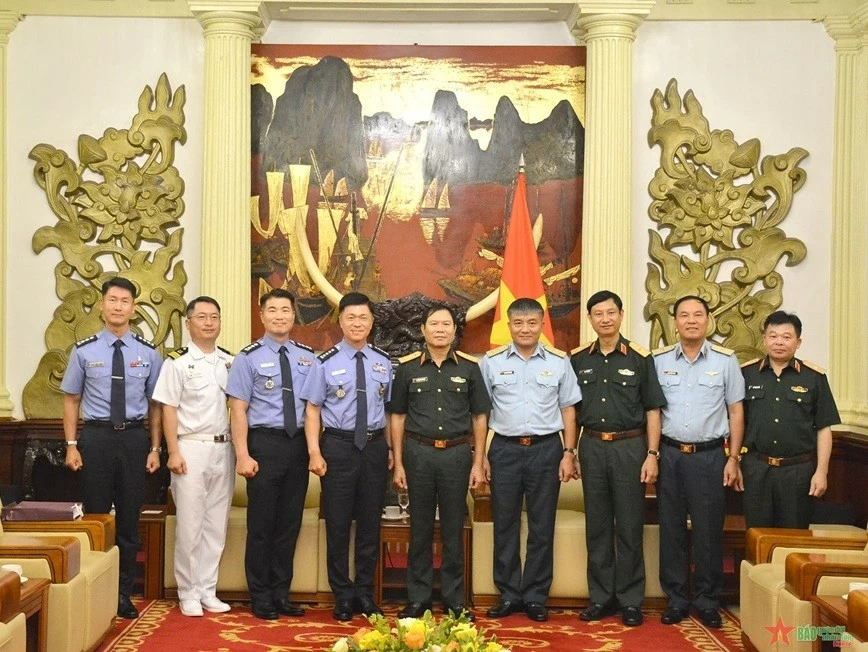Vietnam-RoK intensify defence cooperation Vietnam-RoK intensify defence cooperation
