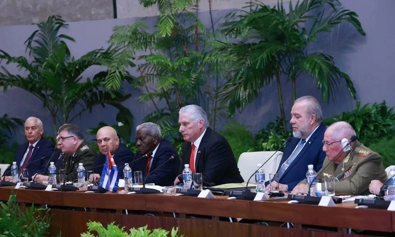 Vietnam, Cuba Party and State leaders hold talks in Havana Vietnam, Cuba Party and State leaders hold talks in Havana