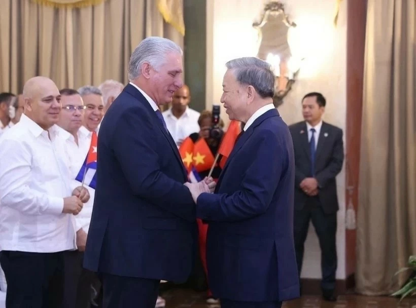 Cuban President Miguel Díaz-Canel Bermúdezs state visit marks important milestone: Deputy FM Dang Hoang Giang Cuban President Miguel Díaz-Canel Bermúdezs state visit marks important milestone: Deputy FM Dang Hoang Giang