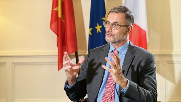 French Ambassador Olivier Brochet: 14th National Party Congress takes place at a pivotal moment for Vietnam