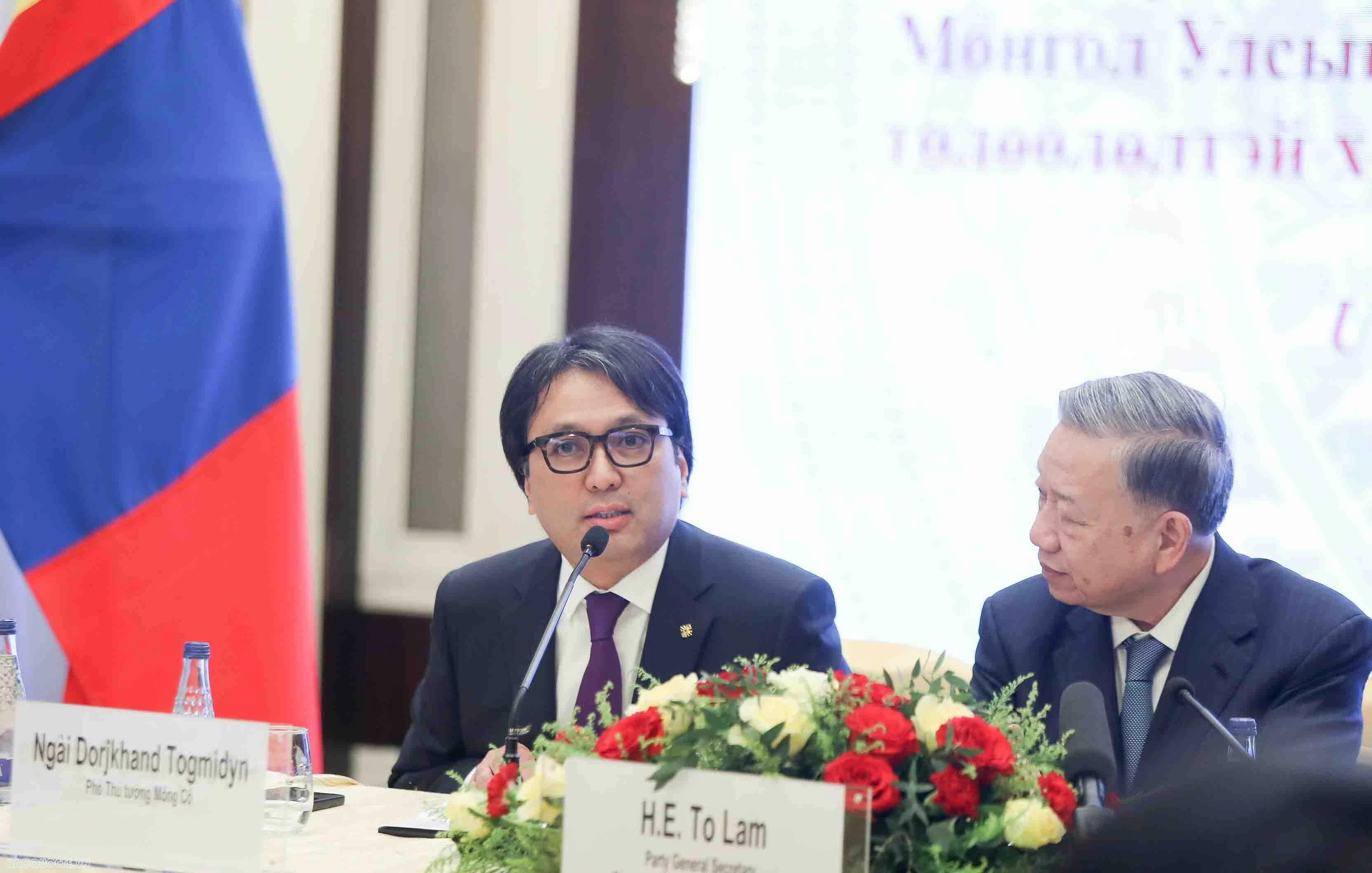 General Secretary, President To Lam meets representatives of outstanding Mongolian economic entities General Secretary, President To Lam meets representatives of outstanding Mongolian economic entities