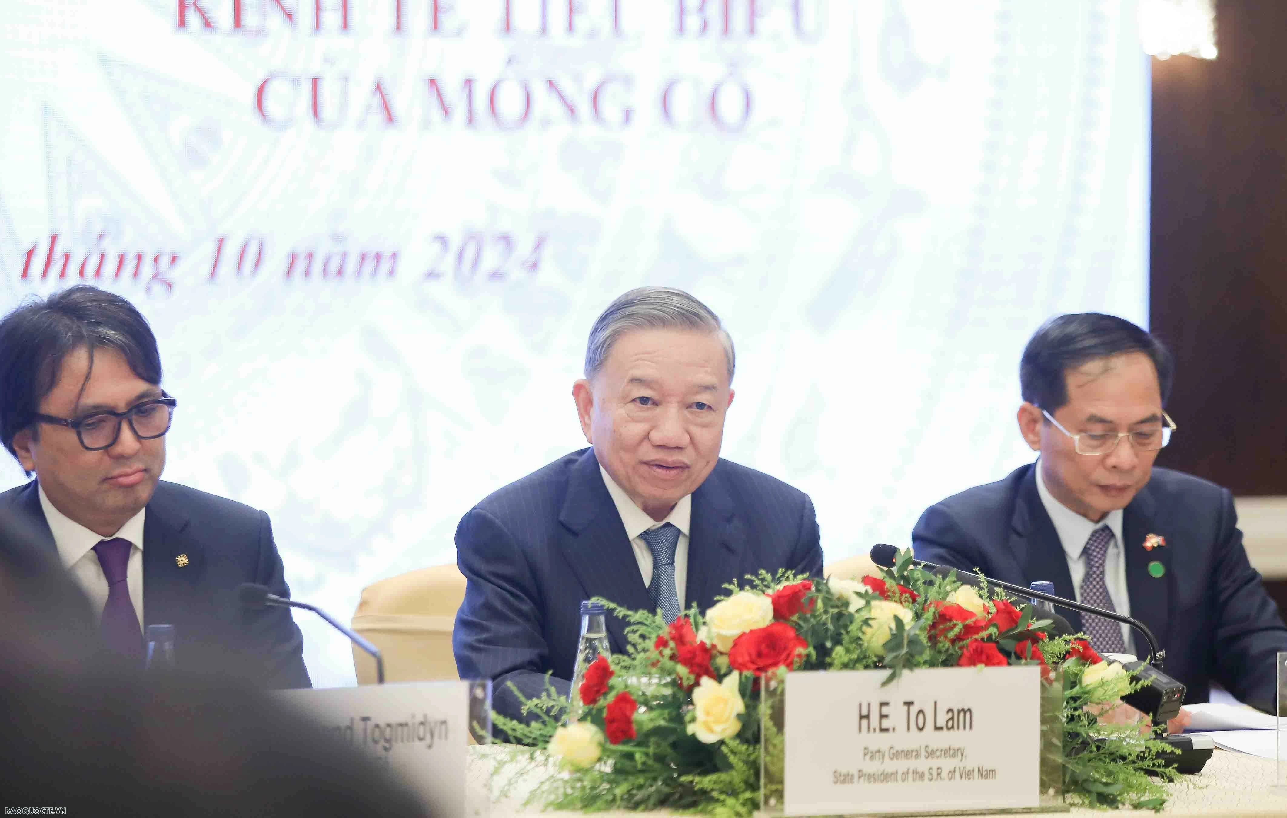 General Secretary, President To Lam meets representatives of outstanding Mongolian economic entities General Secretary, President To Lam meets representatives of outstanding Mongolian economic entities