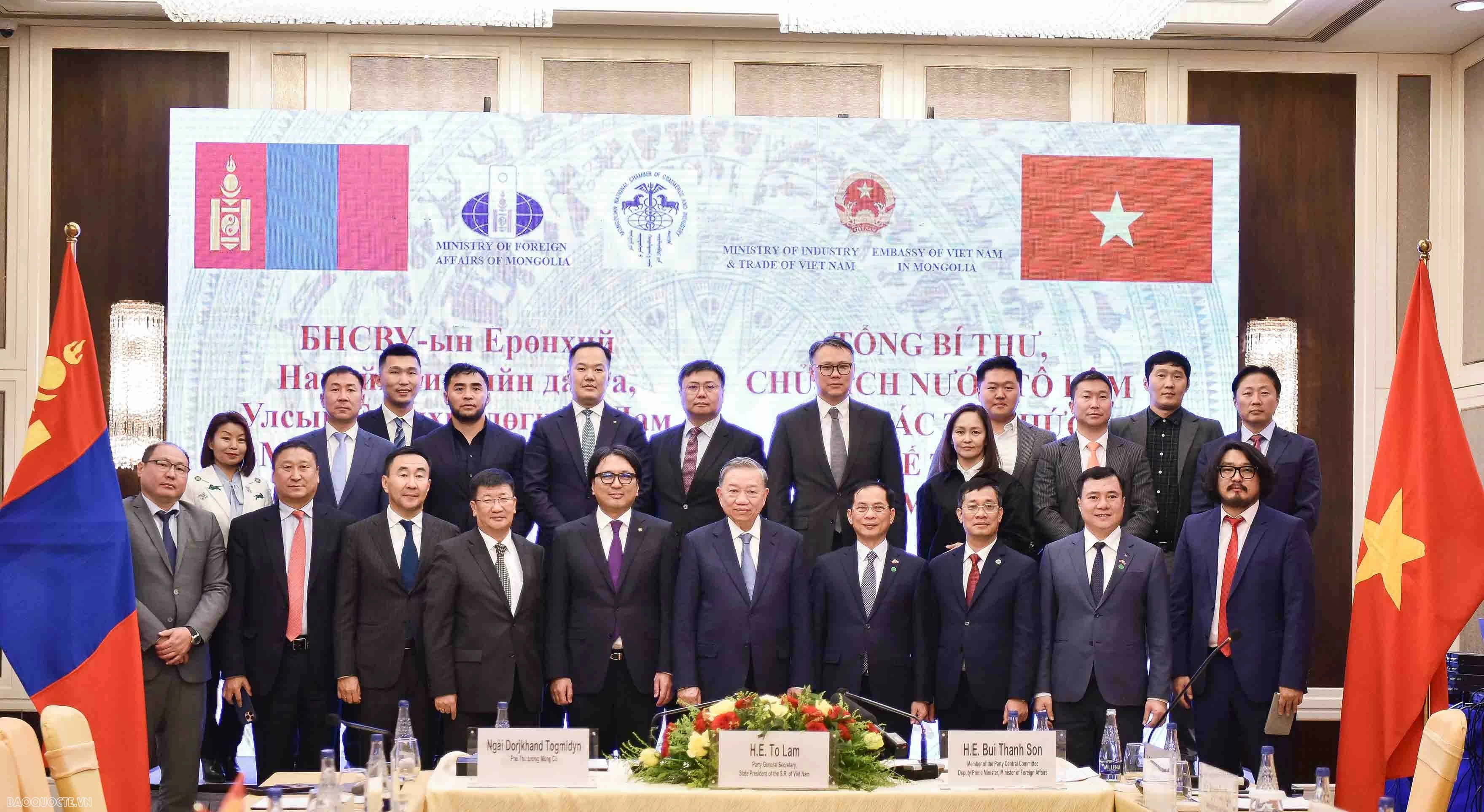 General Secretary, President To Lam meets representatives of outstanding Mongolian economic entities General Secretary, President To Lam meets representatives of outstanding Mongolian economic entities