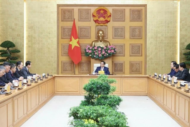 PM Pham Minh Chinh welcomes newly-appointed Chinese Ambassador to Vietnam He Wei PM Pham Minh Chinh welcomes newly-appointed Chinese Ambassador to Vietnam He Wei