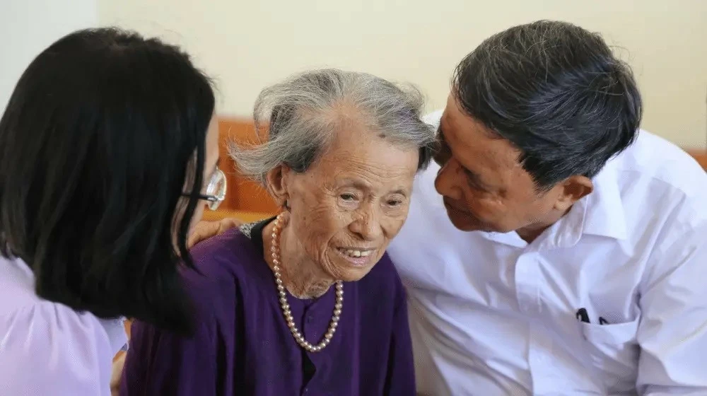 International Day of Older persons: A silver lining - Ageing with dignity International Day of Older persons: A silver lining - Ageing with dignity