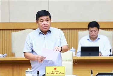 Vietnam strives for 7.6-8% economic expansion in Q4: Minister Vietnam strives for 7.6-8% economic expansion in Q4: Minister