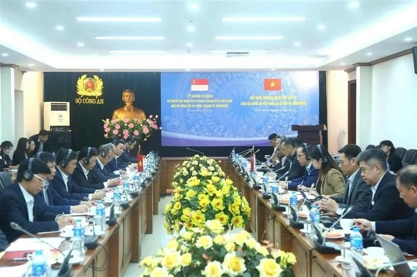 Public Security Ministry, Singapore’s Home Affairs Ministry hold Deputy Ministerial meeting in Hanoi Public Security Ministry, Singapore’s Home Affairs Ministry hold Deputy Ministerial meeting in Hanoi