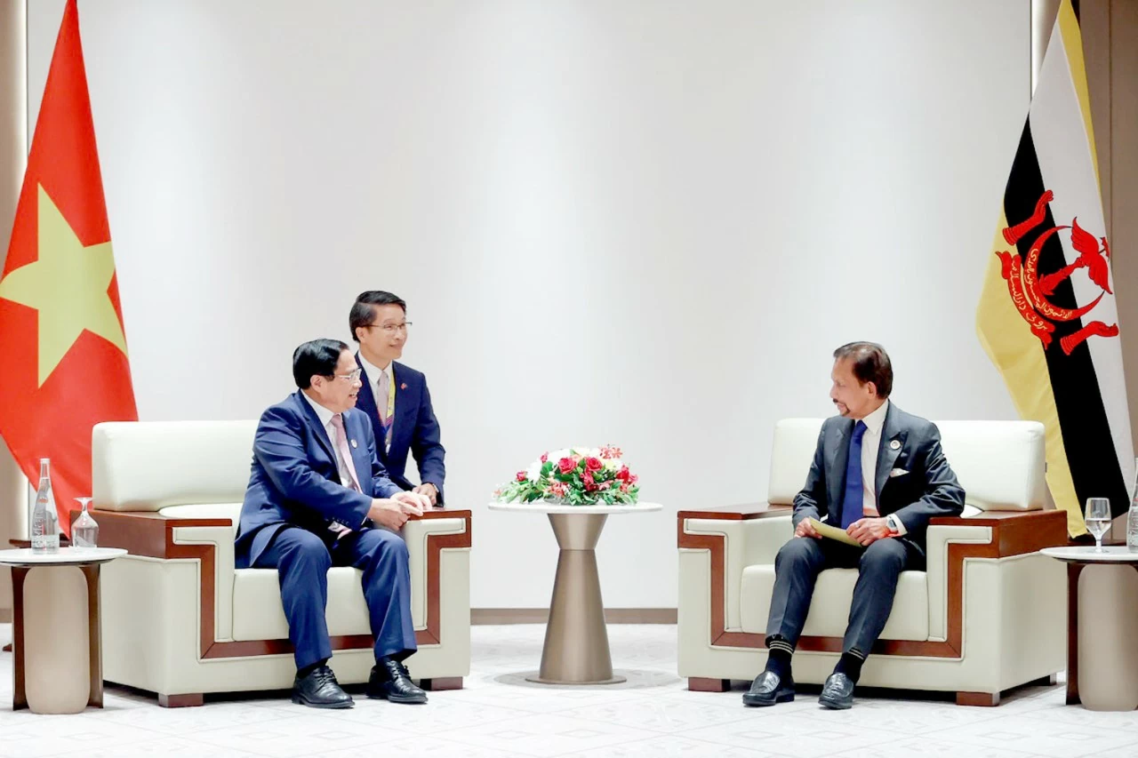 PM Pham Minh Chinh meets with Sultan of Brunei Haji Hassanal Bolkiah PM Pham Minh Chinh meets with Sultan of Brunei Haji Hassanal Bolkiah