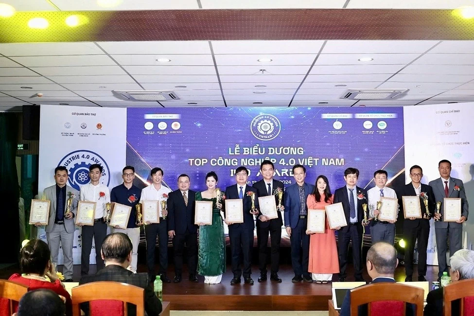 Herbalife Vietnam wins the 2024 'Industrie 4.0 Award' for the My VNClub app Herbalife Vietnam wins the 2024 'Industrie 4.0 Award' for the My VNClub app