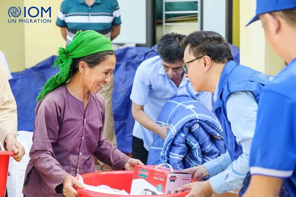 Japan provides 2 million USD in urgent support to UNICEF and IOM for typhoon relief in Vietnam Japan provides 2 million USD in urgent support to UNICEF and IOM for typhoon relief in Vietnam
