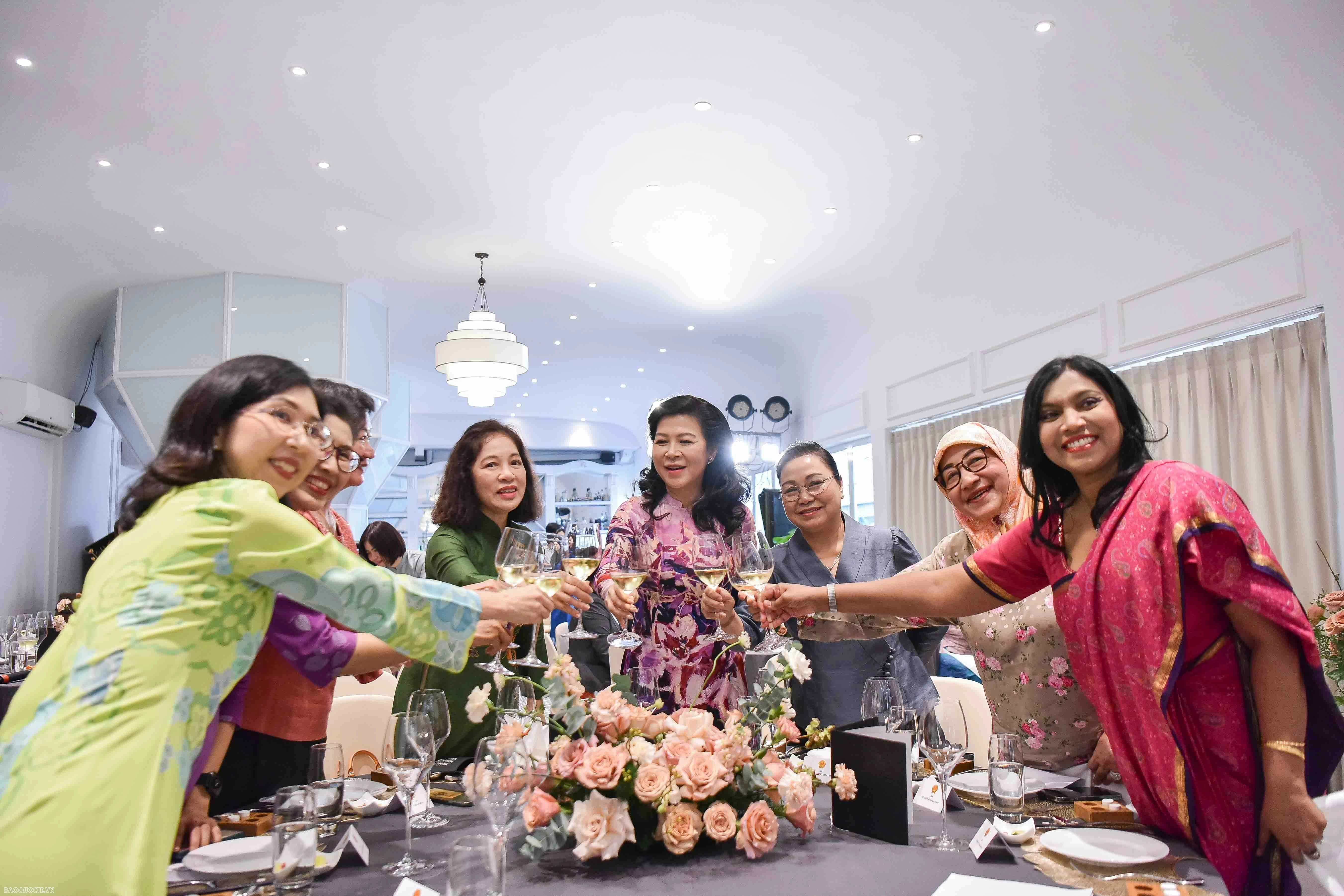 Lao Ambassador: ASEAN Future Forum