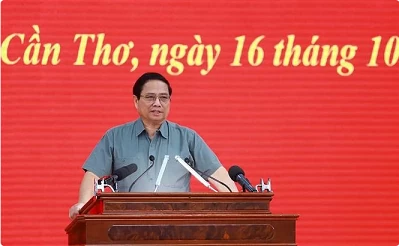 PM orders acceleration of transport projects in Mekong Delta PM orders acceleration of transport projects in Mekong Delta