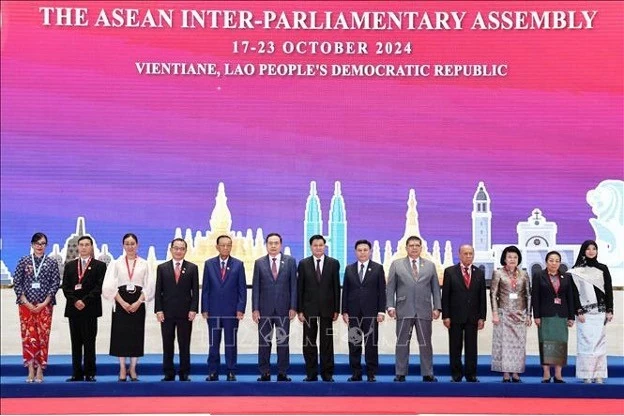 National Assembly Chairman Tran Thanh Man (sixth from left) and other delegates at the opening of AIPA-45 (Photo: VNA) National Assembly Chairman Tran Thanh Man (sixth from left) and other delegates at the opening of AIPA-45 (Photo: VNA)