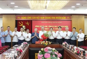 Top leader orders stronger anti-corruption efforts from internal affairs agencies Top leader orders stronger anti-corruption efforts from internal affairs agencies