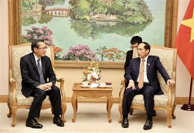 Deputy PM Bui Thanh Son underscored energy, mining cooperation as a pilar of Vietnam-Laos economic ties Deputy PM Bui Thanh Son underscored energy, mining cooperation as a pilar of Vietnam-Laos economic ties