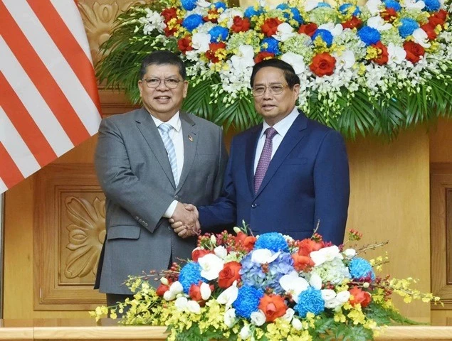 PM Pham Minh Chinh meets with Speaker of Malaysian House of Representatives PM Pham Minh Chinh meets with Speaker of Malaysian House of Representatives