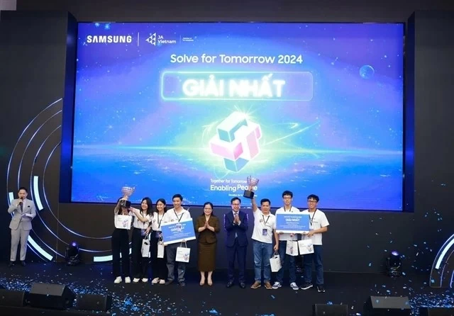 Winners of Solve for Tomorrow 2024 competition announced. (Source: VNA) Winners of Solve for Tomorrow 2024 competition announced. (Source: VNA)
