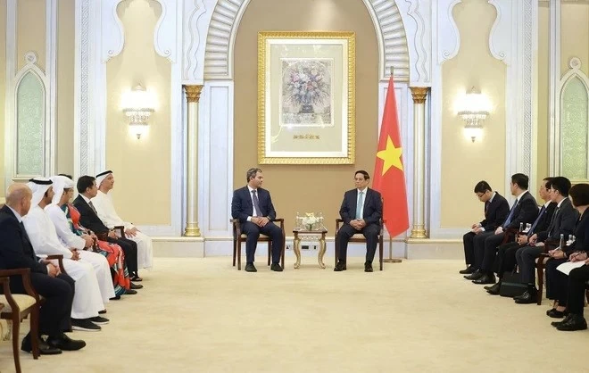 PM Pham Minh Chinh receives heads of leading UAE corporations PM Pham Minh Chinh receives heads of leading UAE corporations