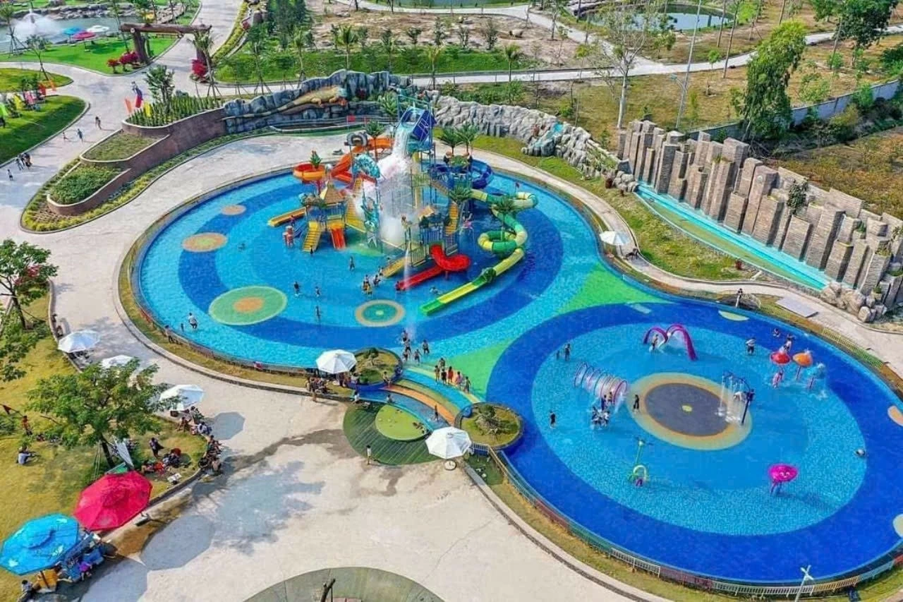 Công viên nước Thanh Long sẽ có máng trượt không vắt ngang qua Công viên nước Thanh Long sẽ có máng trượt không vắt ngang qua