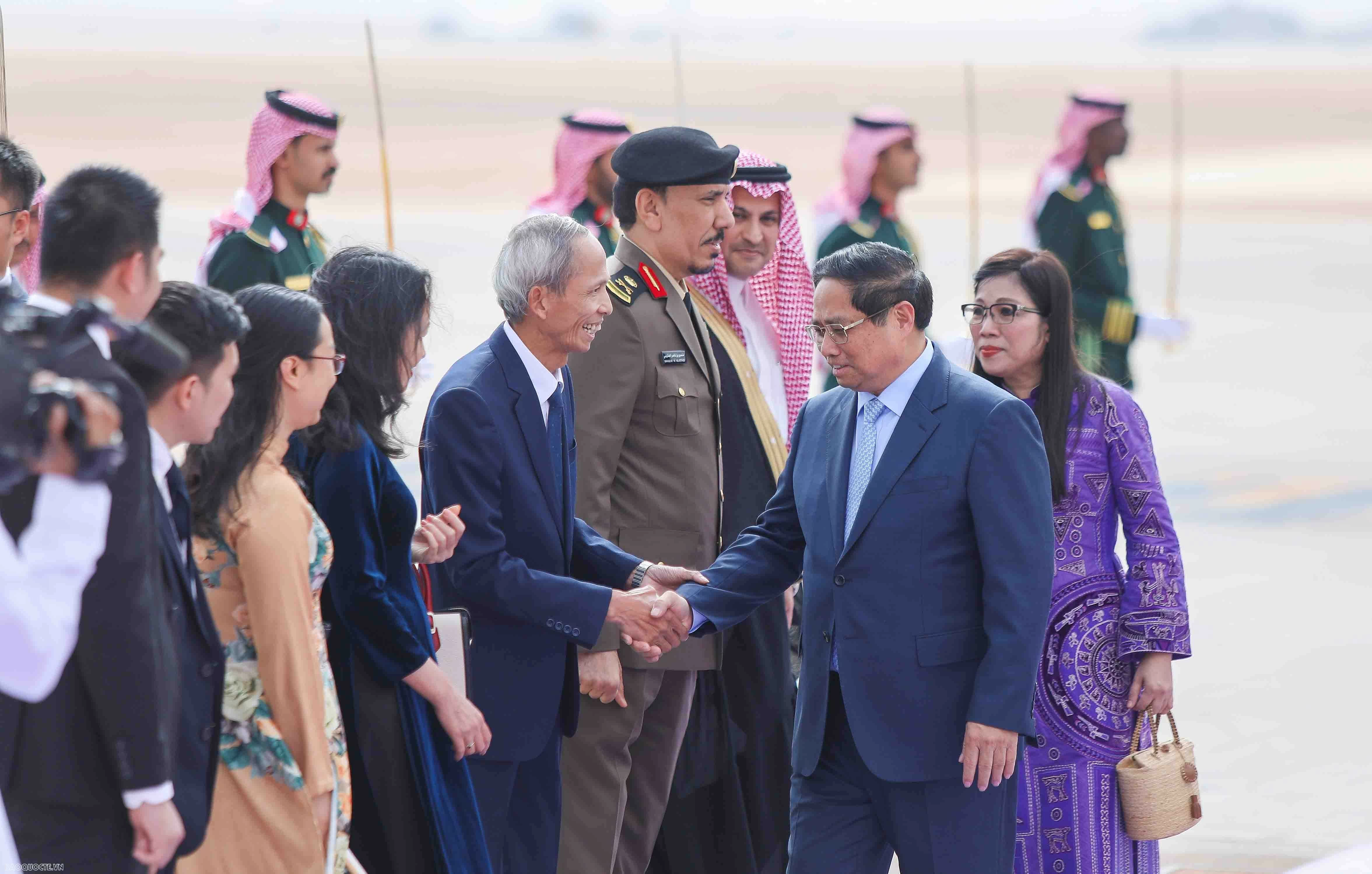 PM Pham Minh Chinh arrives in Riyadh, beginning working visit to Saudi Arabia PM Pham Minh Chinh arrives in Riyadh, beginning working visit to Saudi Arabia