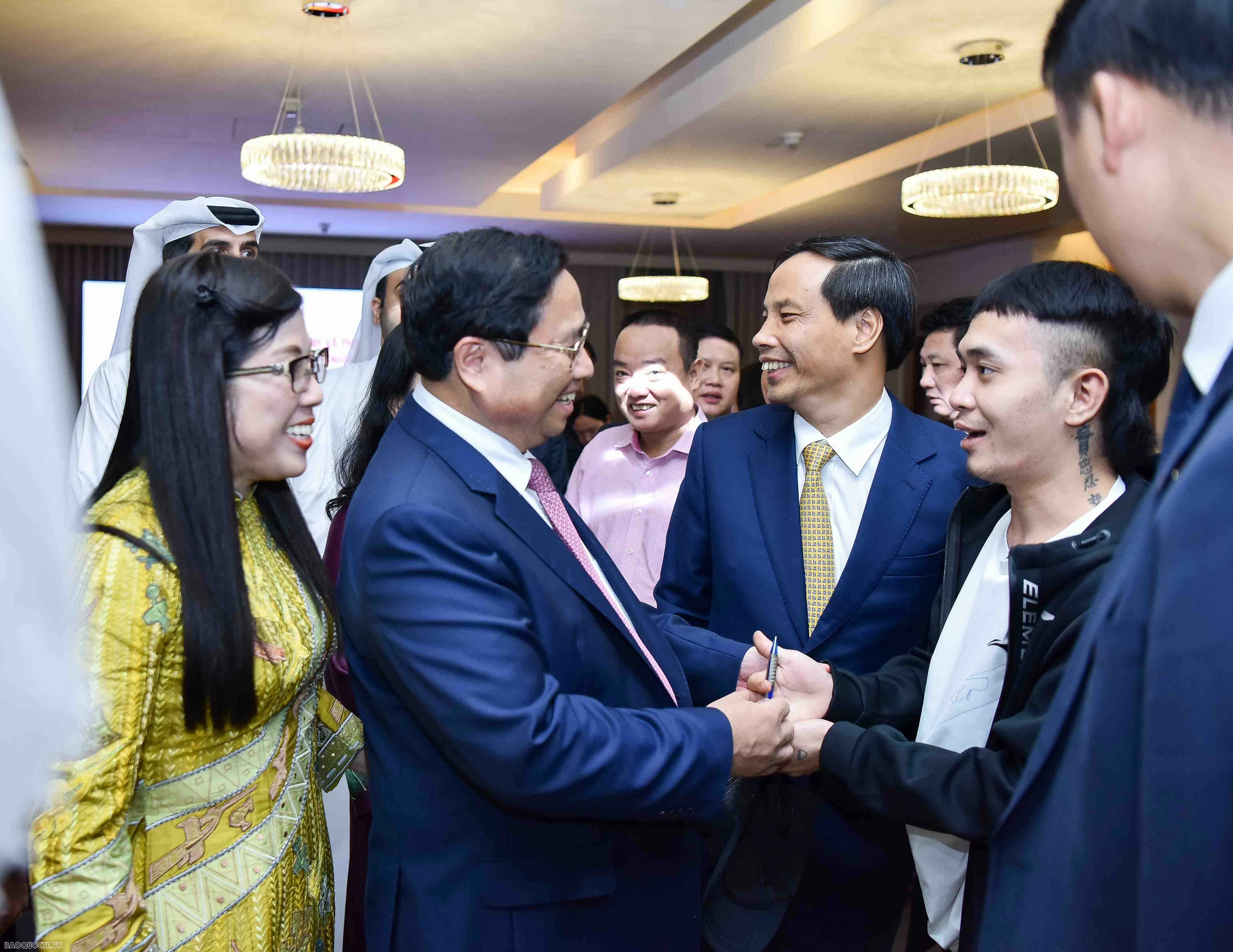 PM Pham Minh Chinh meets with representatives of Vietnamese community in Qatar PM Pham Minh Chinh meets with representatives of Vietnamese community in Qatar
