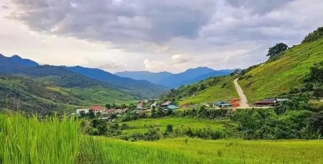 Many inter-village and inter-commune roads are built in the Central Highlands province of Kon Tum. (Photo: VNA) Many inter-village and inter-commune roads are built in the Central Highlands province of Kon Tum. (Photo: VNA)