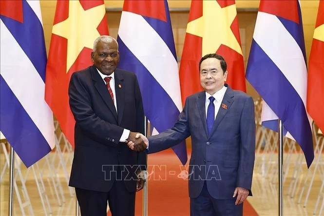 Cuban top legislator concludes Vietnam visit Cuban top legislator concludes Vietnam visit